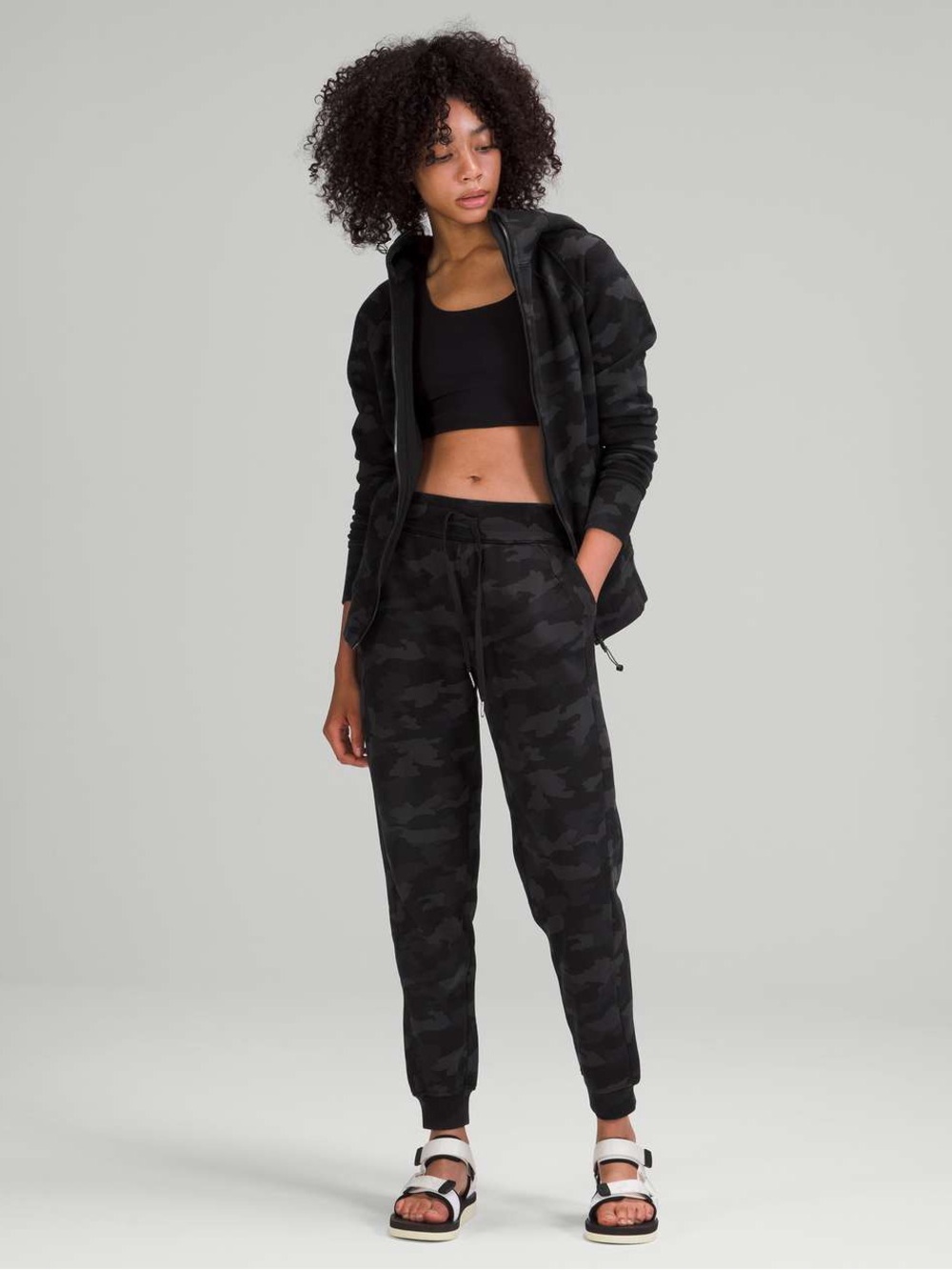 Lululemon Scuba High-Rise Jogger Women’s 8